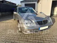 2004 Mercedes Benz E 200