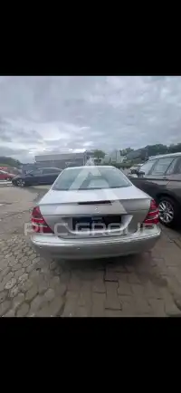 2004 Mercedes Benz E 200