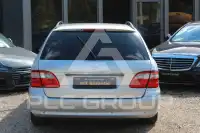 2004 Mercedes Benz E 200
