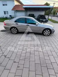 2004 Mercedes Benz C 180