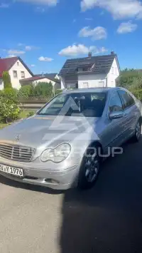 2004 Mercedes Benz C 180
