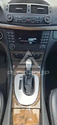 2004 Mercedes Benz E 220