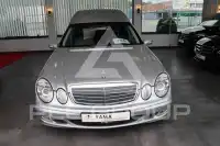 2004 Mercedes Benz E 220