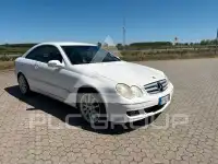 2004 Mercedes Benz E 220