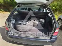 2004 Mercedes Benz E 220