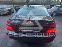 2004 Mercedes Benz E 220