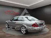 2004 Mercedes Benz E 220