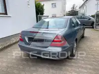 2004 Mercedes Benz E 220