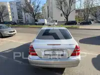2004 Mercedes Benz E 220