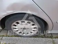 2004 Mercedes Benz E 220