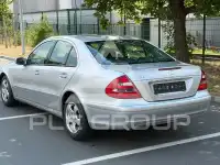 2004 Mercedes Benz E 220