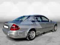 2004 Mercedes Benz E 220