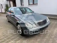 2004 Mercedes Benz E 220