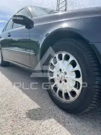 2004 Mercedes Benz E 220