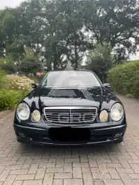 2004 Mercedes Benz E 240