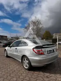 2004 Mercedes Benz CE 200