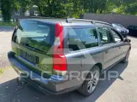 2004 Volvo V70