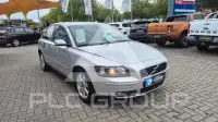 2004 Volvo S40