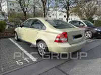 2004 Volvo S40