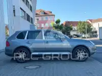 2004 Porsche Cayenne