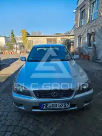 2004 Lexus IS200