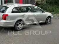 2004 Toyota Avensis