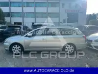 2004 Toyota Avensis
