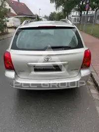 2004 Toyota Avensis