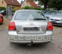 2004 Toyota Avensis
