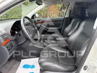 2004 Toyota Avensis