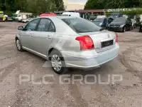 2004 Toyota Avensis