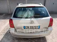 2004 Toyota Avensis