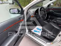 2004 Toyota Avensis