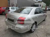 2004 Toyota Avensis