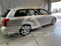 2004 Toyota Avensis