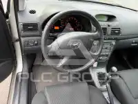 2004 Toyota Avensis