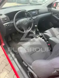 2004 Toyota COROLLA