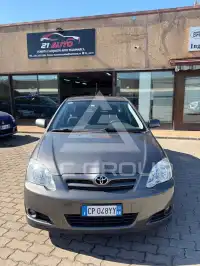 2004 Toyota COROLLA