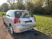 2004 Toyota COROLLA