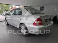 2004 Toyota COROLLA