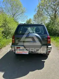2004 Toyota RAV4