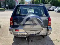 2004 Toyota RAV4