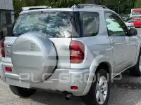 2004 Toyota RAV4