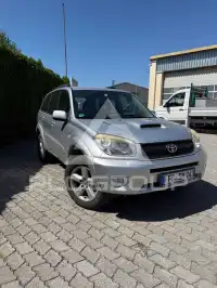 2004 Toyota RAV4
