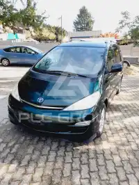 2004 Toyota PREVIA