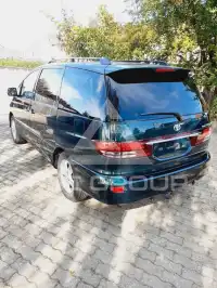 2004 Toyota PREVIA