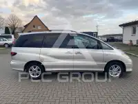 2004 Toyota PREVIA