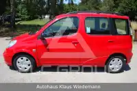 2004 Toyota YARIS