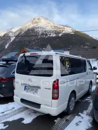 2004 Toyota Hiace