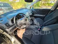 2004 Toyota COROLLA